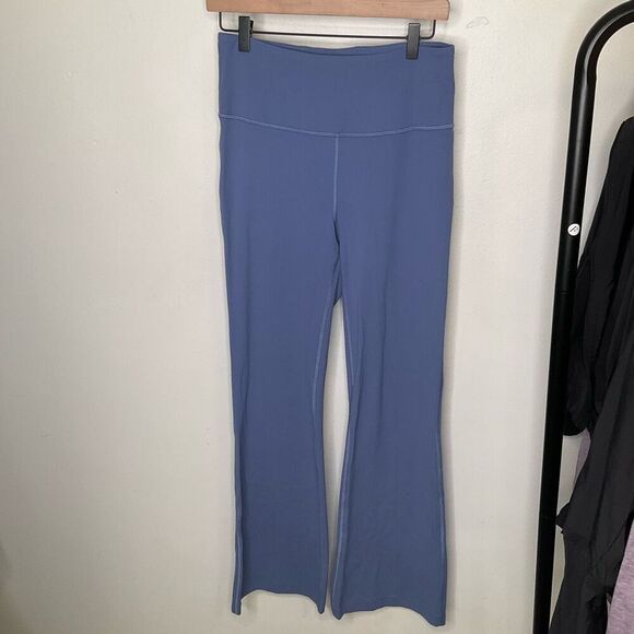 Lululemon Groove Flared Pants - Picture 3 of 6